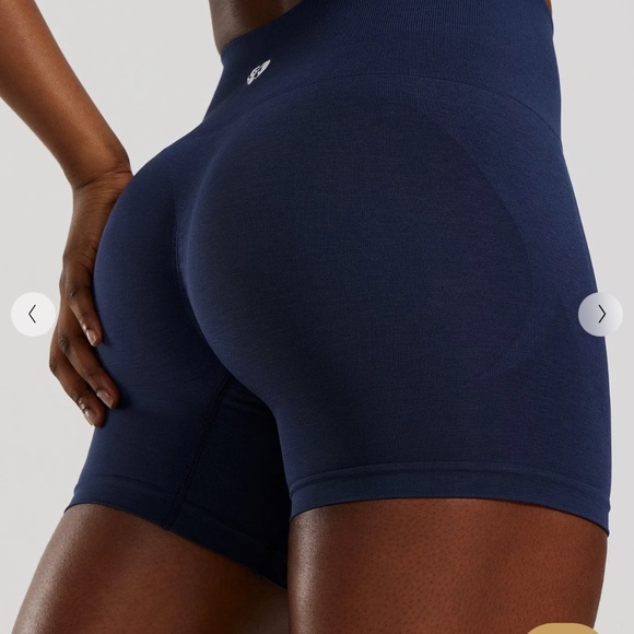 Women’s Best Define 2.0 Seamless Scrunch - Picture 1 of 3